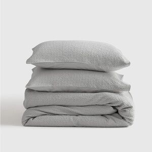 Quince Honeycomb Duvet Cover Set with 2 Pillow Shams